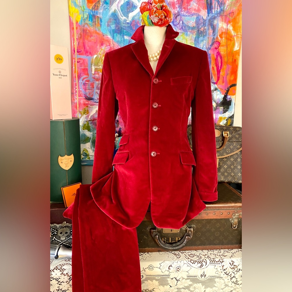 Stunning Vintage RALPH LAUREN Designer Purple Label Dark Red VELVET Pant Suit ❤️
